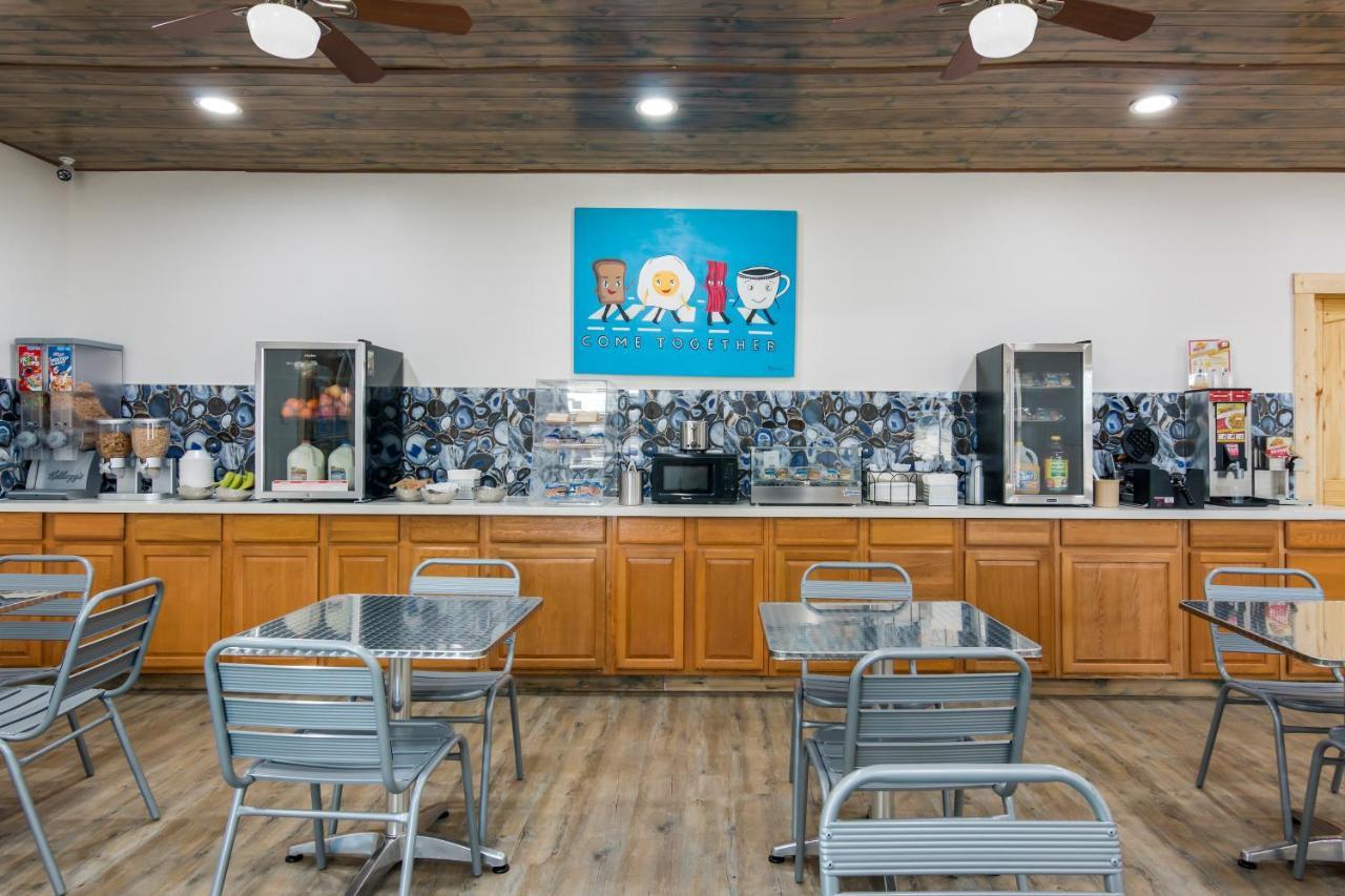 Rodeway Inn Broken Bow-Hochatown Zewnętrze zdjęcie